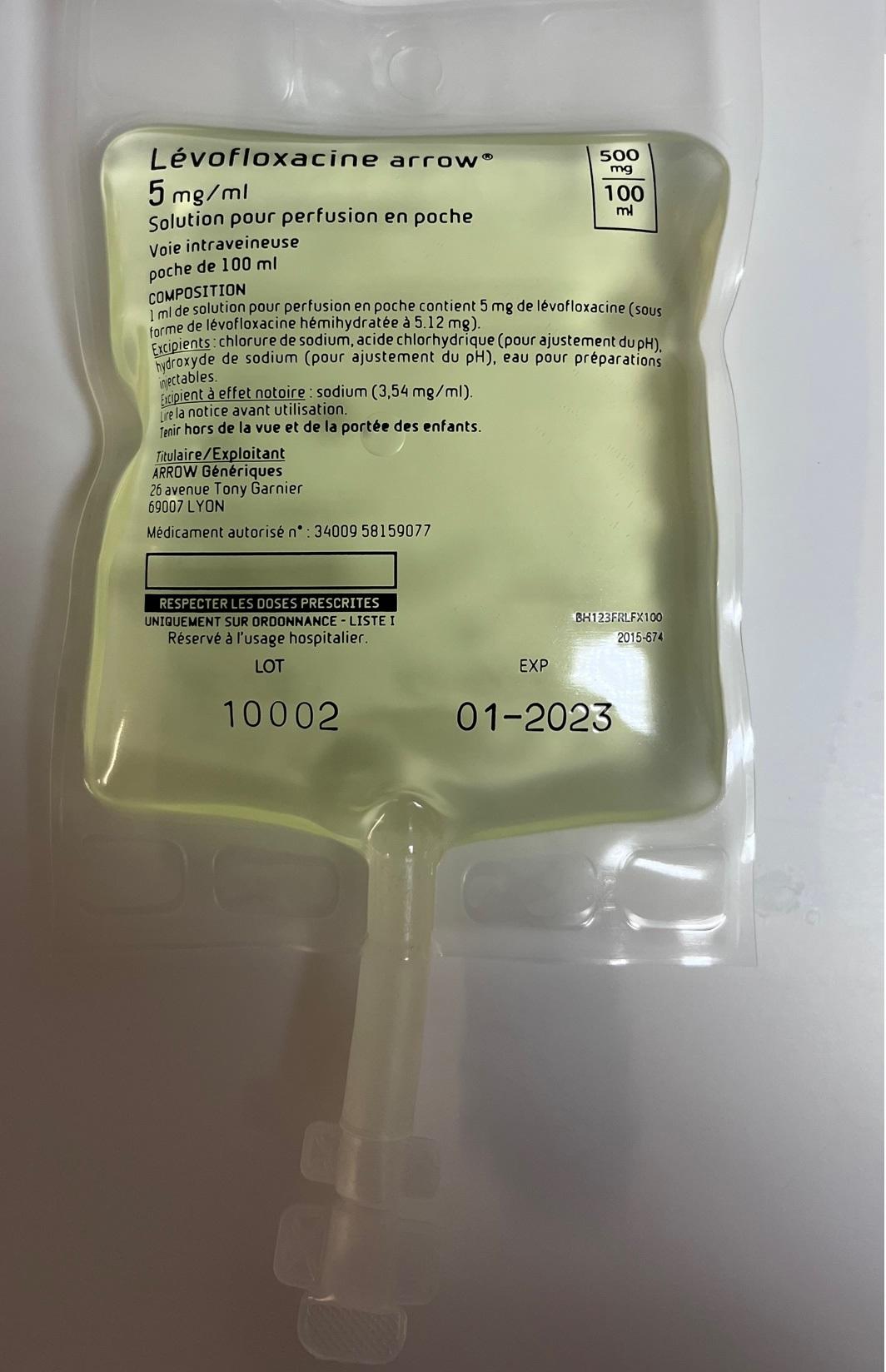 Flacon de lévofloxacine pour perfusion